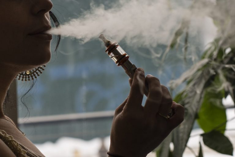 E-Cigarettes, Plastic Straws Next in South Africa’s Tax Sights